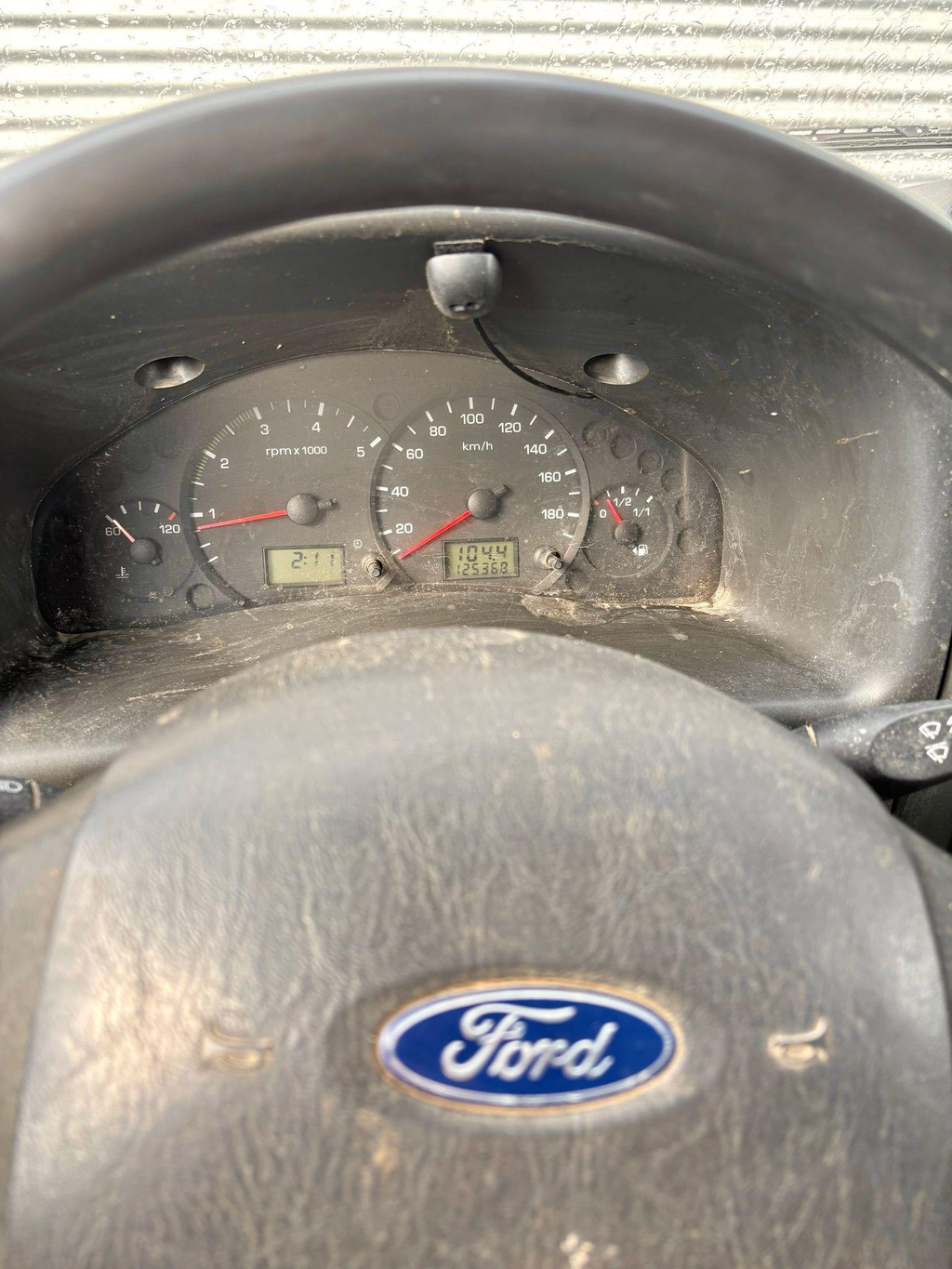 Ford Transit 260S 2.0TDdi 10