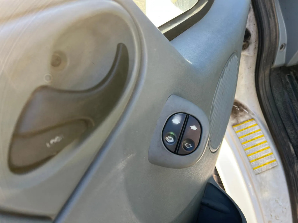 Ford Transit 260S 2.2 TDCI DC 7