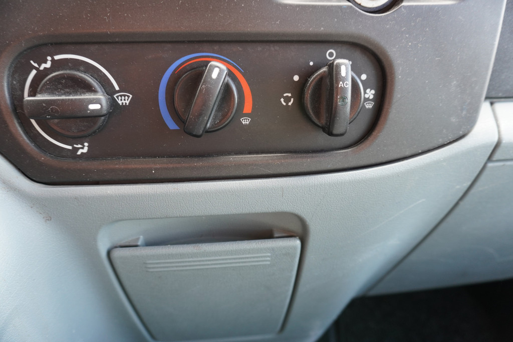 Ford Transit 260S 2.2 TDCI Economy Edition nr. V064 | Airco . 12