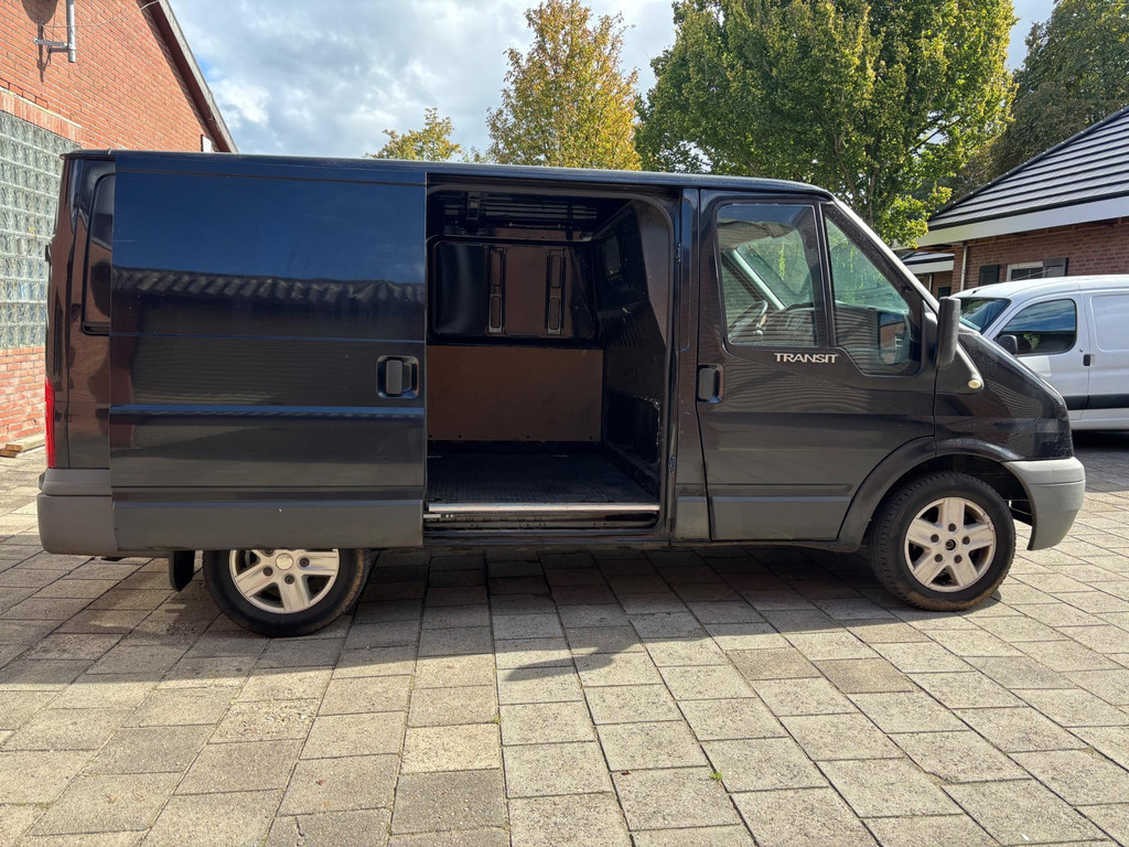 Ford Transit 260S 2.2 TDCI Limited Edition, EURO 5, Airco, Trekhaak, APK 15 mei 2026 7