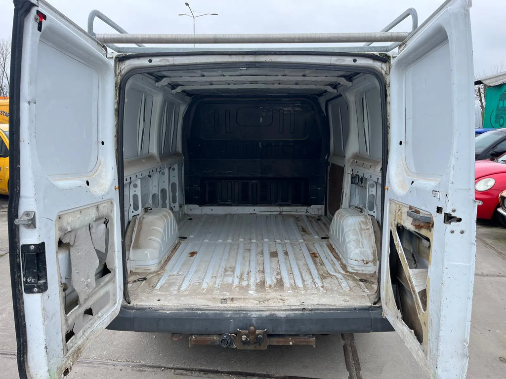 Ford Transit 260S FD VAN 110 LR 4.23 15