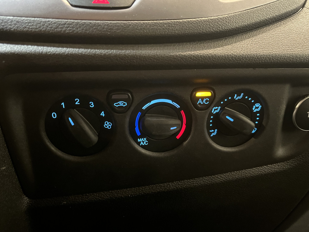 Ford Transit 310 2.0 TDCI L2H2 Trend 130 PK / Euro 6 / Airco / Cruise Control / Trekhaak / PDC / 85.000 KM !! 12