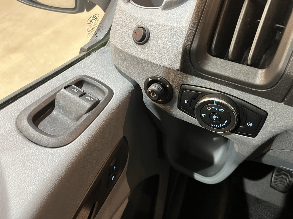 Ford Transit 310 2.0 TDCI L2H2 Trend 130 PK / Euro 6 / Airco / Cruise Control / Trekhaak / PDC / 85.000 KM !! 13