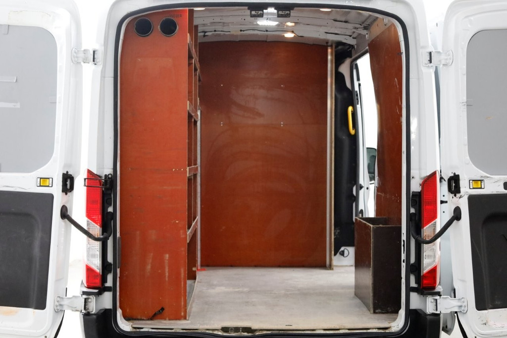 Ford Transit 310 2.0 TDCI L3H2 Trend Airco 10-2021 5