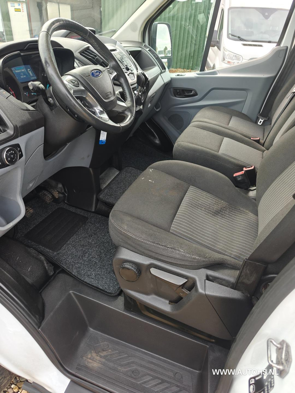 Ford Transit 310 2.2 TDCI L2H2 Trend , 1e eig , Apk Okt 2026 ,2x Schuifdeur , Cruise , camera , leuke bus. 11