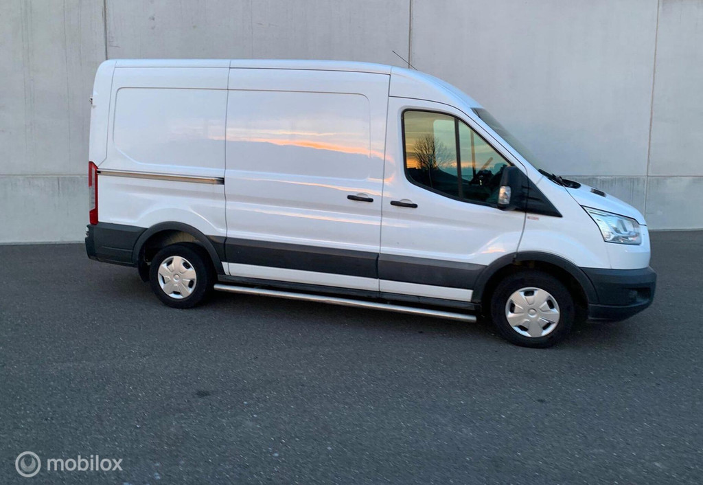 Ford Transit 330 2.2 TDCI L2H2 AIRCO EUR 5999,- +21% BTW/ TAX 19
