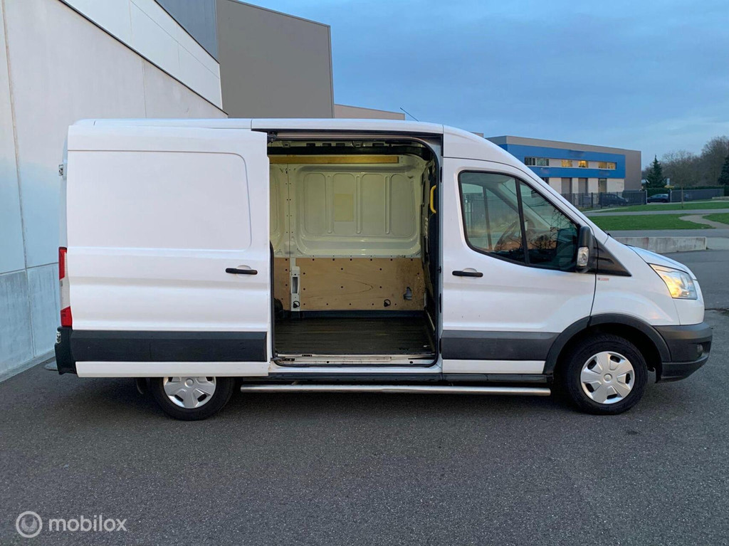 Ford Transit 330 2.2 TDCI L2H2 AIRCO EUR 5999,- +21% BTW/ TAX 2