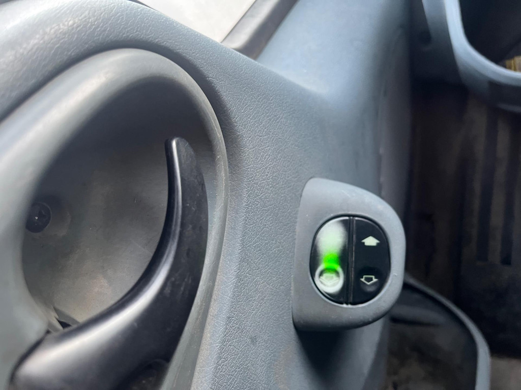 Ford Transit 330L 2.2 TDCI 125PK Ambiente HOOG / LANG AIRCO, 3 PERSOONS, TREKHAAK, ZOMEENEEM PRIJS! 10