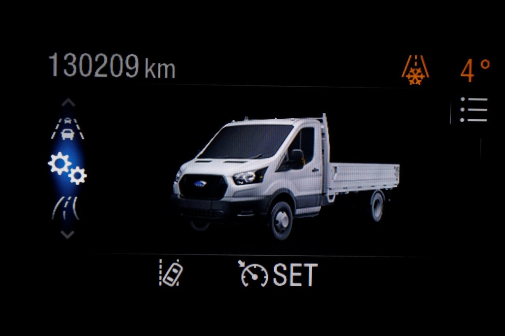 Ford Transit 350 2.0 TDCI 130pk D.C. Trend Open Laadbak Trekhaak 3000kg 08-2022 18