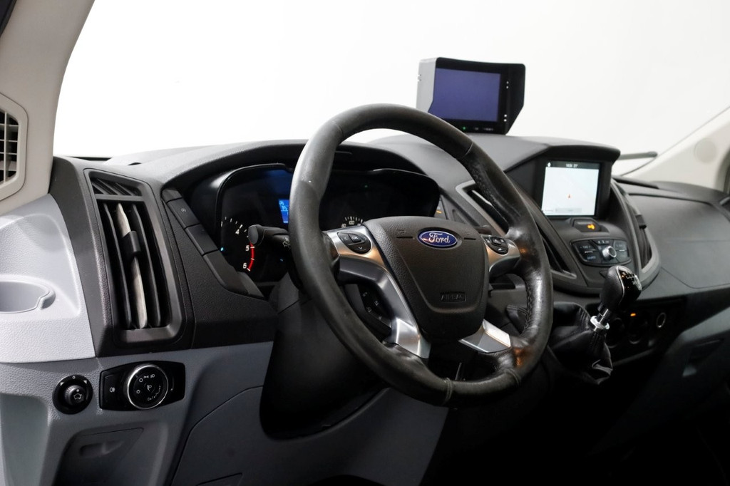 Ford Transit 350 2.0 TDCI 130pk E6 RWD D.C. Open Laadbak Trekhaak 2800kg 02-2018 18