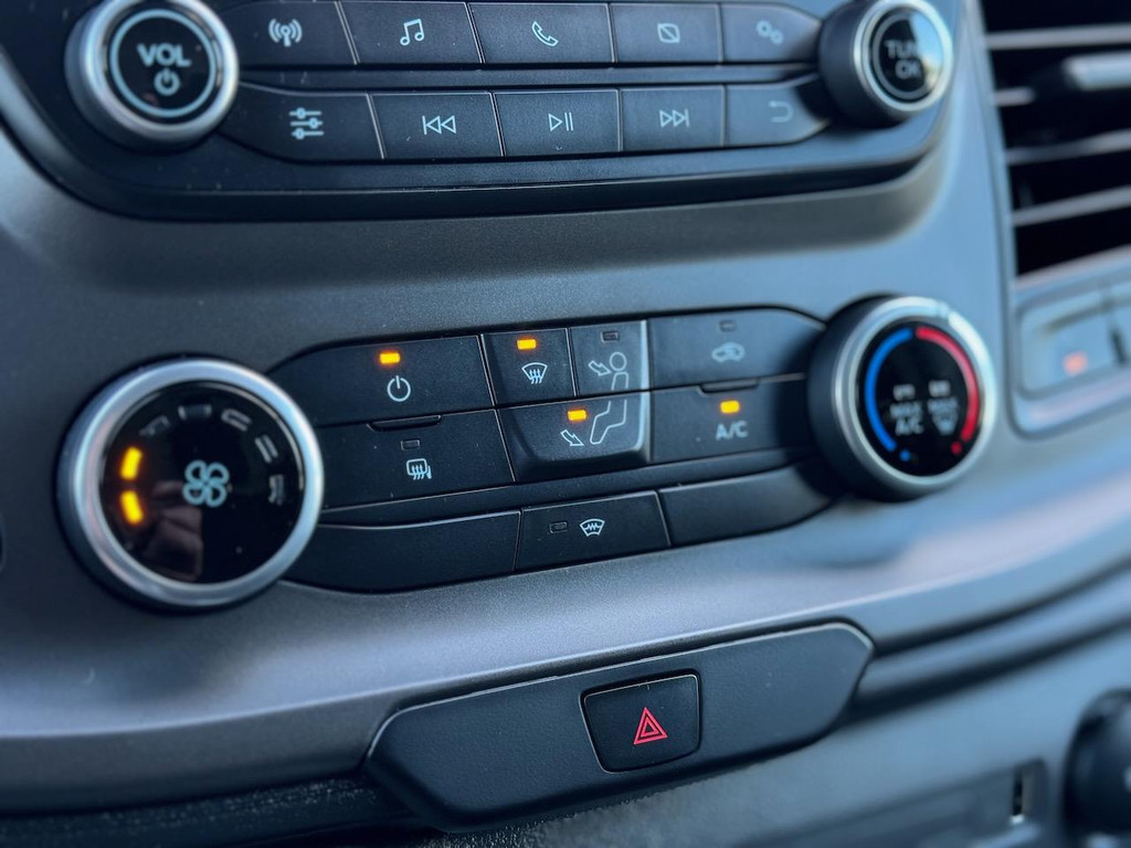 Ford Transit 350 2.0 TDCI 130pk L3H2 Trend AUTOMAAT | 2 X SCHUIFDEUR | Camera | DAB | Cruise | Bluetooth | Airco | EURO6 20