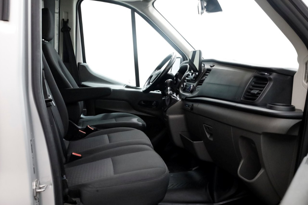 Ford Transit 350 2.0 TDCI 130pk L3H3 D.C. Trend Airco/Navi/Camera 06-2022 7