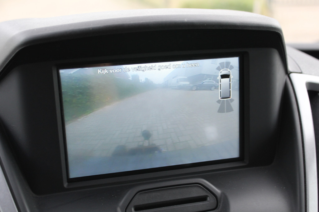 Ford Transit 350 2.0 TDCI 170PK Euro6 L3H3 Trend â 2800KG trekhaak 20