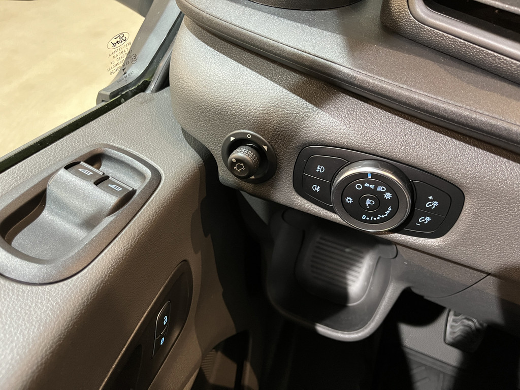 Ford Transit 350 2.0 TDCI L2H1 Trend MHEV 130 PK Open Laadbak / Euro 6 / Airco / Cruise Control / Trekhaak / 25.400 KM !! 14