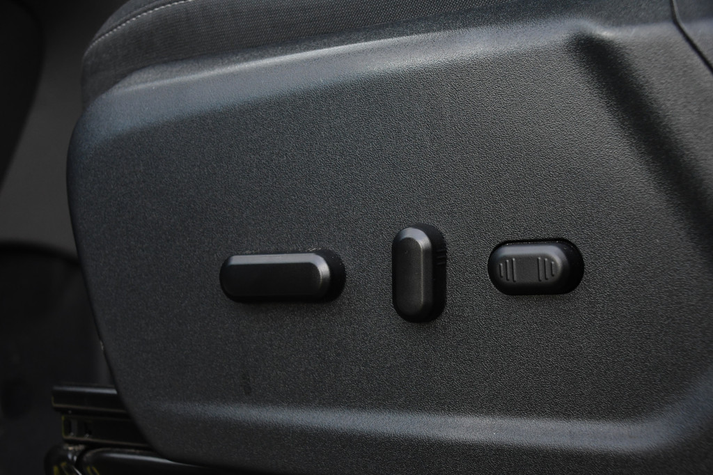 Ford Transit 350 2.0 TDCI L2H2 PB Edition Limited Face Lift! Virtual, Adaptieve Cruise, Xenon, 360 Camera, Carplay, 2 x Schuifdeur, Sensoren, Automaat, Uniek! 21