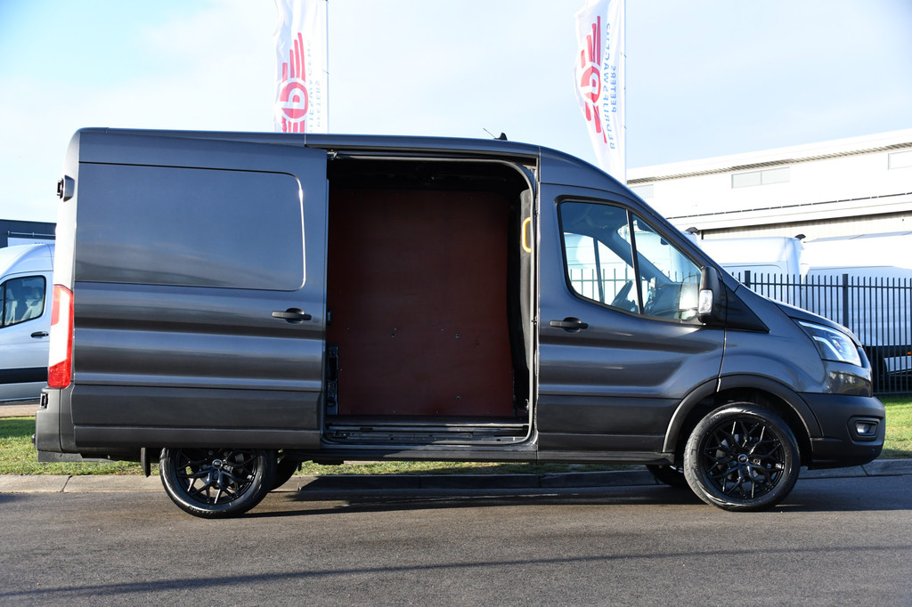 Ford Transit 350 2.0 TDCI L2H2 Raptor Edition Camera, Cruise, Carplay, Xenon, 170pk, Stoelverwarming, Automaat, Trekhaak, Uniek! 11