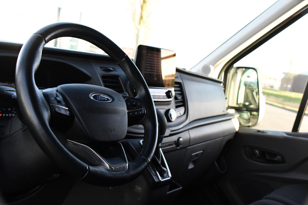 Ford Transit 350 2.0 TDCI L2H2 Raptor Edition Camera, Cruise, Carplay, Xenon, 170pk, Stoelverwarming, Automaat, Trekhaak, Uniek! 2