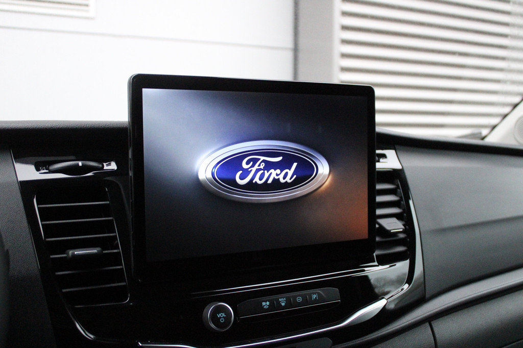 Ford Transit 350 2.0 TDCI L2H2 Trend 130pk Trend - Navigatie - Blind Spot - Adaptive cruise - Camera - Trekhaak - Rijklaar 12