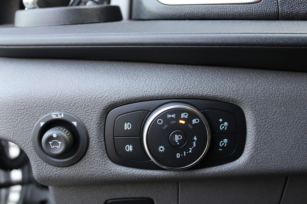 Ford Transit 350 2.0 TDCI L2H2 Trend 165pk - Facelift - 2x Schuifdeur - Adaptive Cruise - Navigatie - Blind Spot - 360 Camera - Stoel - Stuurverwarming - Rijklaar 18