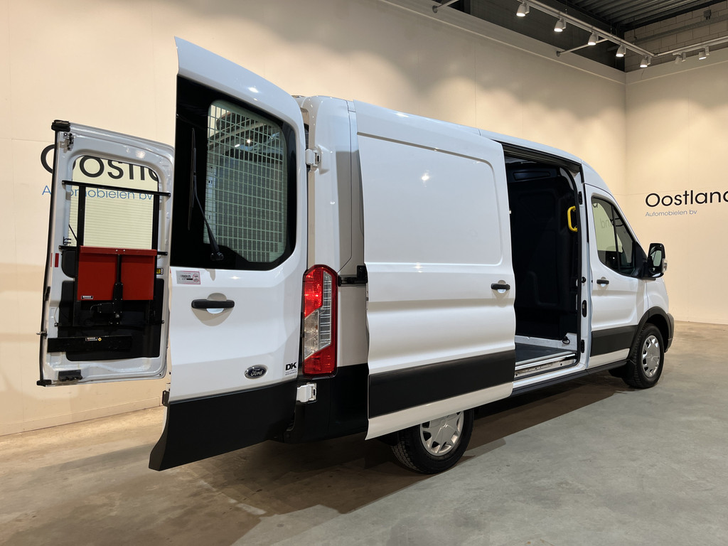 Ford Transit 350 2.0 TDCI L2H2 Trend 170 PK / Euro 6 / Airco / Cruise Control / Trekhaak / 3-Zits 16