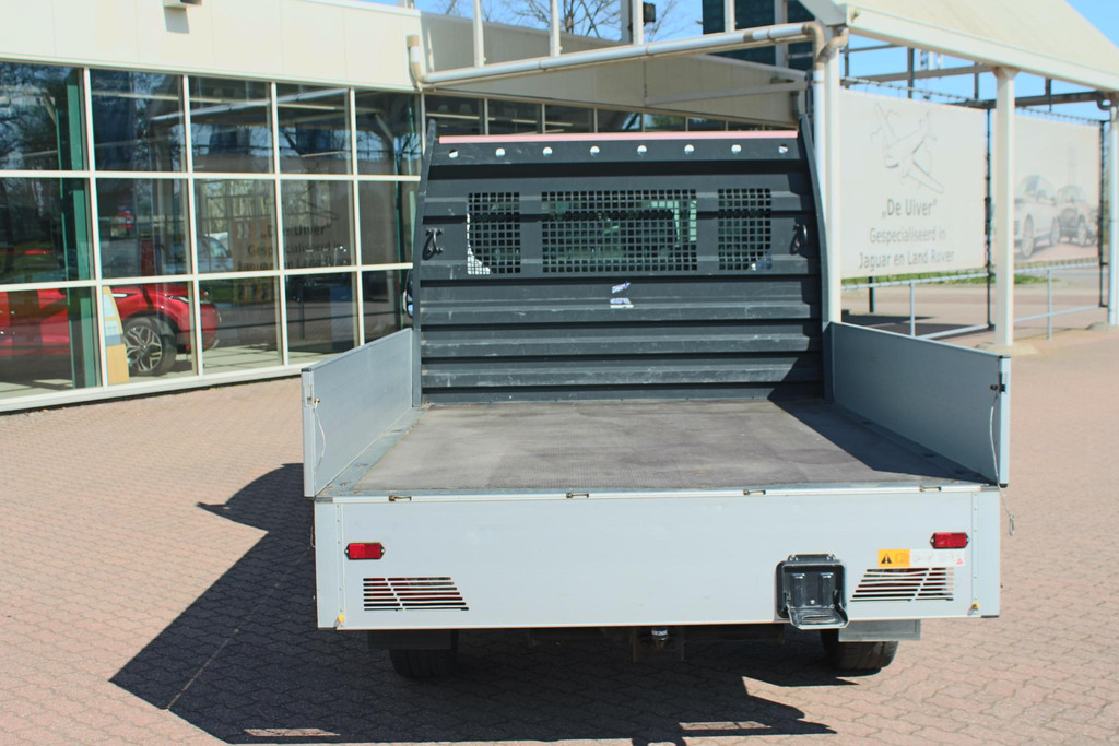 Ford Transit 350 2.0 TDCI L3H1 DC Trend RWD 9