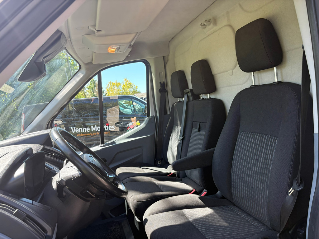 Ford Transit 350 2.0 TDCI L3H2 AUTOMAAT - Camera - Voorruitverw - Airco - Trekhaak - drie zitplaatsen - APPLE CARPLAY 15