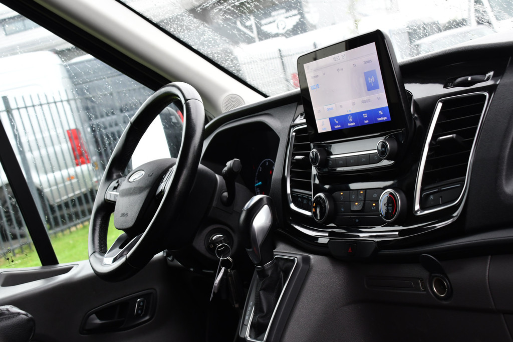 Ford Transit 350 2.0 TDCI L3H2 Black Edition Camera, Cruise, Carplay, 185pk, Xenon, Multimedia, Automaat, Trekhaak, Sensoren, Uniek! 13