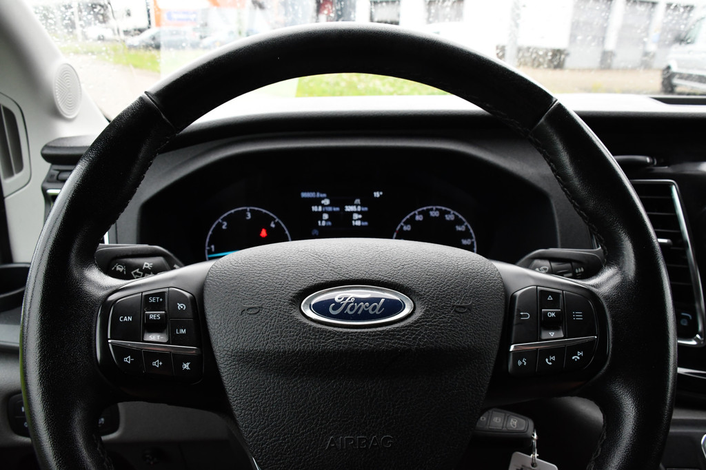 Ford Transit 350 2.0 TDCI L3H2 Black Edition Camera, Cruise, Carplay, 185pk, Xenon, Multimedia, Automaat, Trekhaak, Sensoren, Uniek! 16