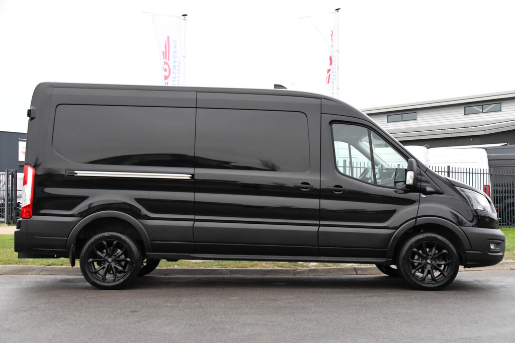 Ford Transit 350 2.0 TDCI L3H2 Black Edition GEEN BTW! 360 Camera, Adaptieve Cruise, Automaat, Sensoren, Stoelverwarming, Trekhaak, Uniek! 10