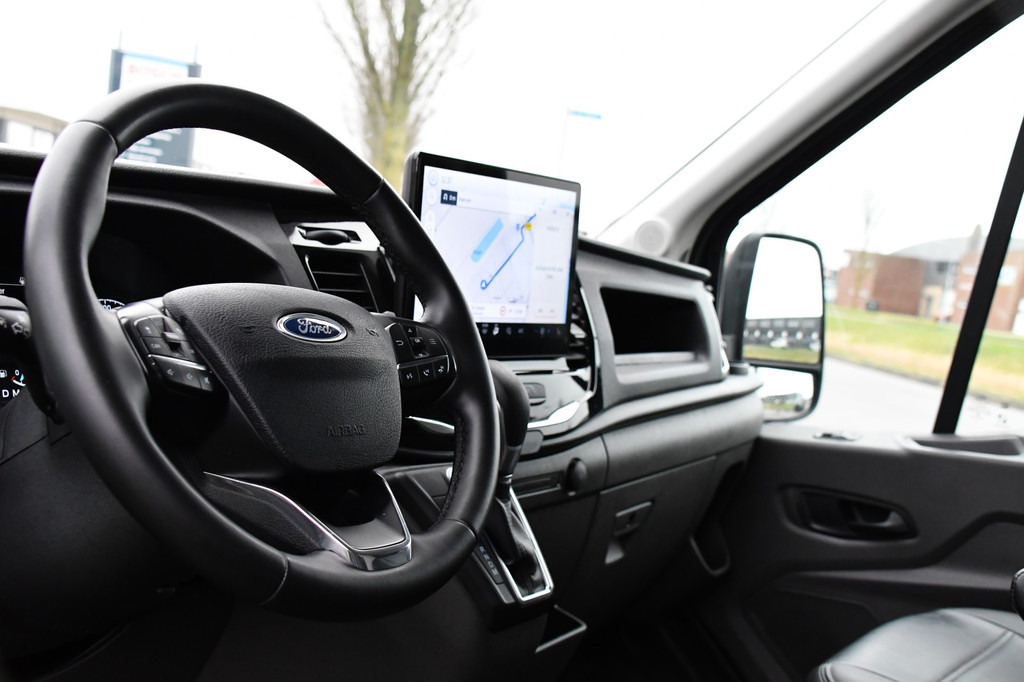 Ford Transit 350 2.0 TDCI L3H2 Black Edition GEEN BTW! 360 Camera, Adaptieve Cruise, Automaat, Sensoren, Stoelverwarming, Trekhaak, Uniek! 2