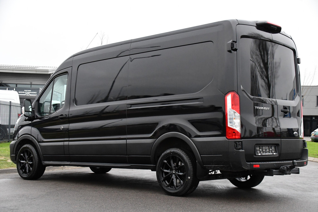 Ford Transit 350 2.0 TDCI L3H2 Black Edition GEEN BTW! 360 Camera, Adaptieve Cruise, Automaat, Sensoren, Stoelverwarming, Trekhaak, Uniek! 3