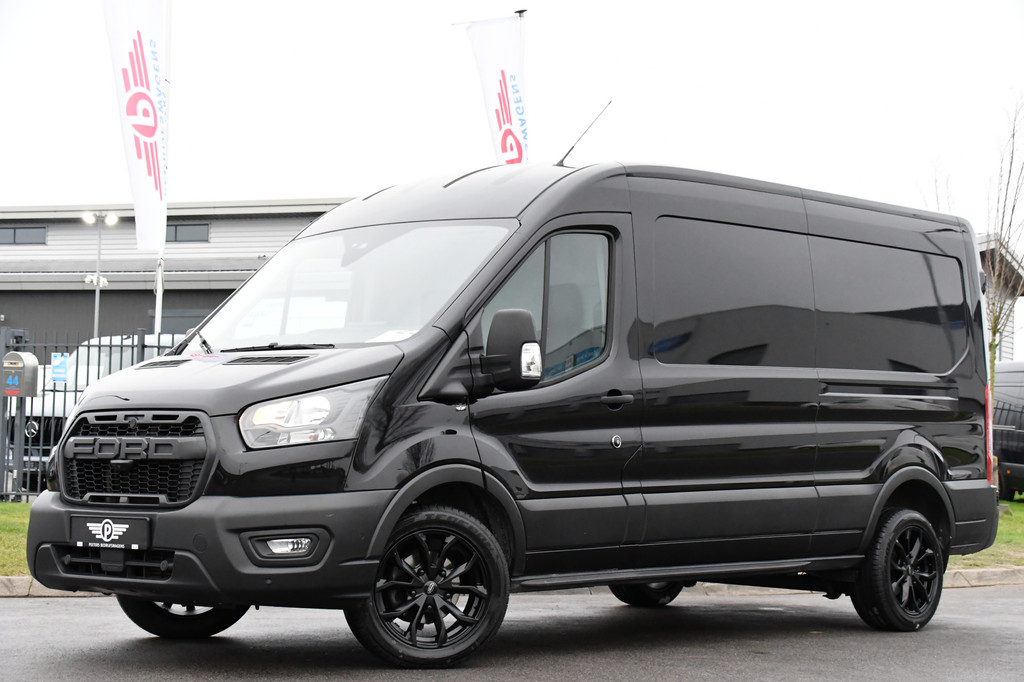 Ford Transit 350 2.0 TDCI L3H2 Black Edition GEEN BTW! 360 Camera, Adaptieve Cruise, Automaat, Sensoren, Stoelverwarming, Trekhaak, Uniek! 4