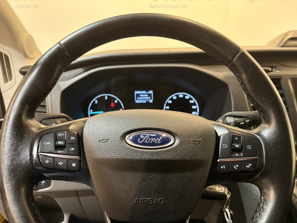 Ford Transit 350 2.0 TDCI L3H2 Trend 130 PK / Euro 6 / Airco / Cruise Control / Trekhaak / PDC 10