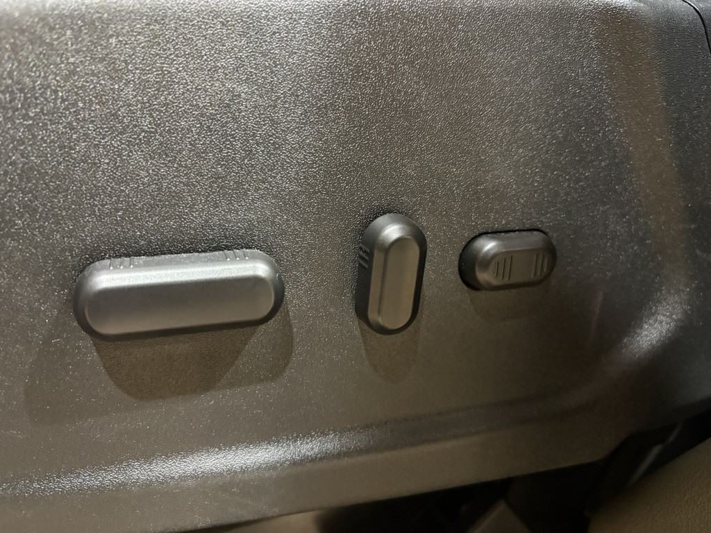 Ford Transit 350 2.0 TDCI L3H2 Trend 130 PK / Euro 6 / Airco / Cruise Control / Trekhaak / PDC 14