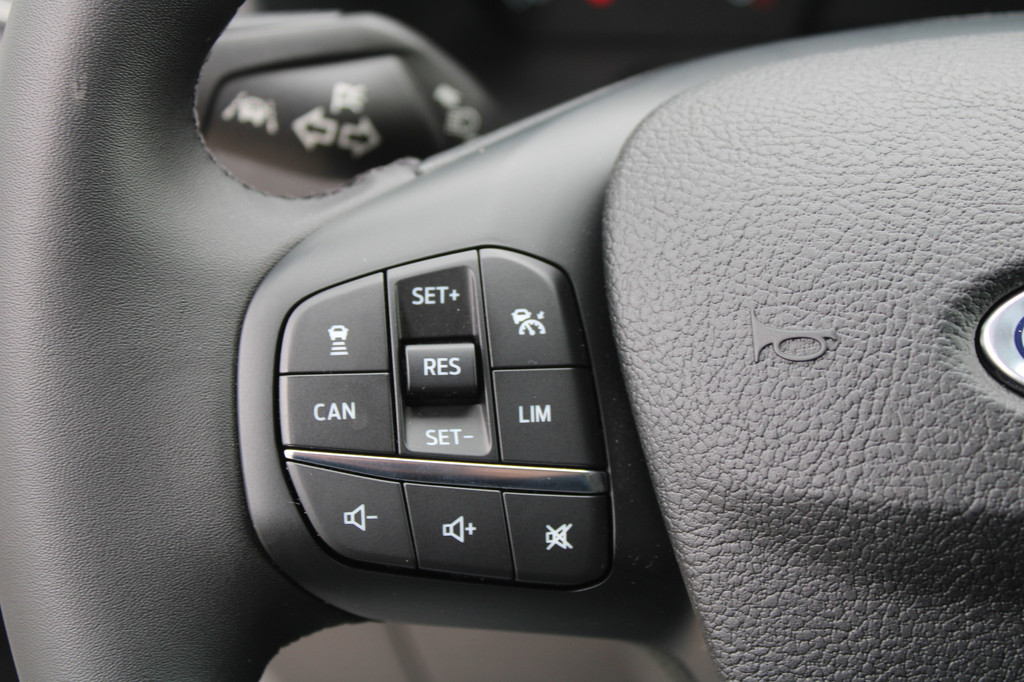 Ford Transit 350 2.0 TDCI L3H2 Trend 170pk Trend MHEV - Navigatie - Blind Spot - Adaptive cruise - Camera - Trekhaak - Rijklaar 13