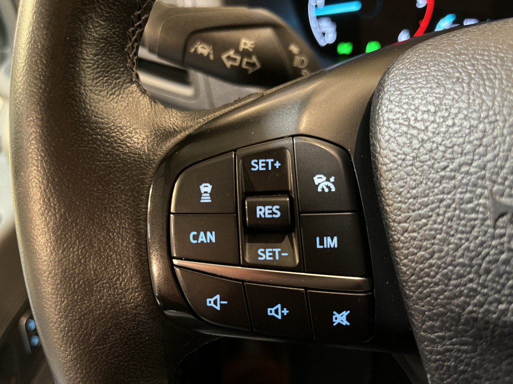 Ford Transit 350 2.0 TDCI L3H2 Trend RWD 170 PK Automaat / Euro 6 / Airco / Cruise Control Adap. / CarPlay / Camera / 220V. / Navigatie / Trekhaak 13