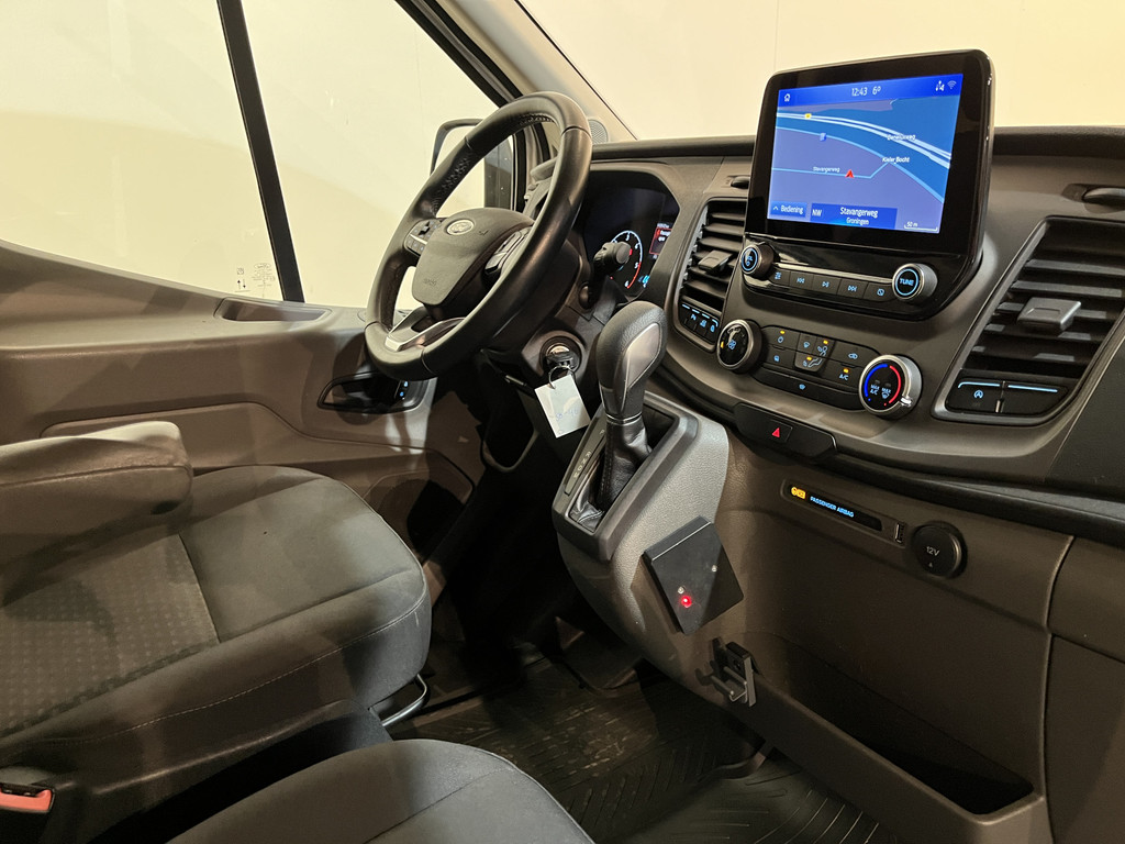 Ford Transit 350 2.0 TDCI L3H2 Trend RWD 170 PK Automaat / Euro 6 / Airco / Cruise Control Adap. / CarPlay / Camera / 220V. / Navigatie / Trekhaak 3