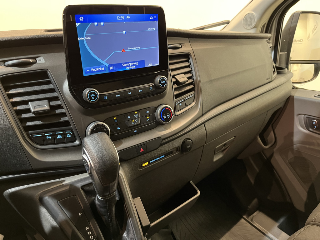 Ford Transit 350 2.0 TDCI L3H2 Trend RWD 170 PK Automaat / Euro 6 / Airco / Cruise Control Adap. / CarPlay / Camera / 220V. / Navigatie / Trekhaak 7