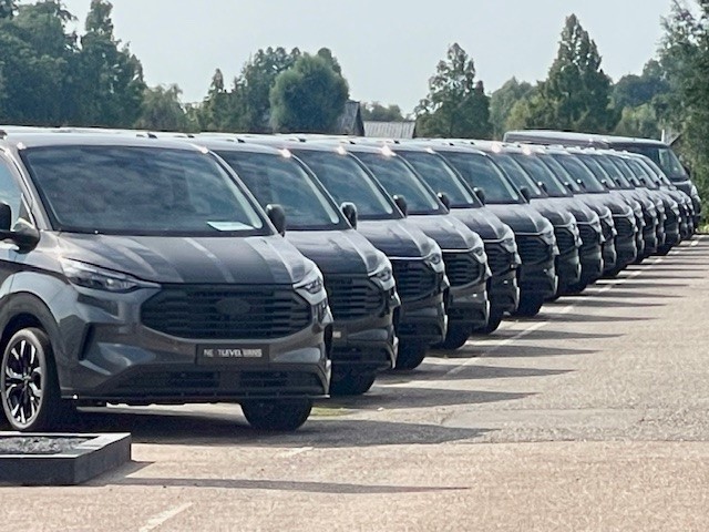 Ford Transit 350 2.0 TDCI L3H3 Trend Trekhaak 9