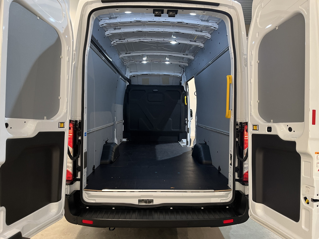 Ford Transit 350 2.0 TDCI L4H3 130 PK RWD / Euro 6 / Cruise Control / Camera / 3-Zits / 31.300 KM !! 5