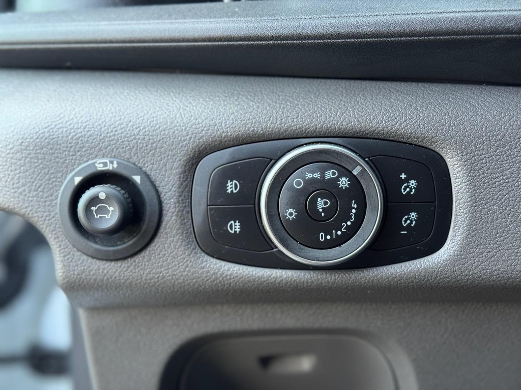 Ford Transit 350 2.0 TDCI L4H3 Trend RWD | Verlengde garantie | Navi | 360 Camera | Express Line | CarPlay | Clima | Stoelverw. 18