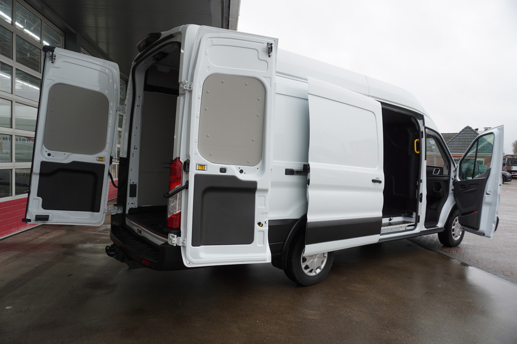 Ford Transit 350E 2.0 TDCI 130PK L4H3 Trend Nr. V207 | Airco | Cruise | Navi | Trekhaak 5