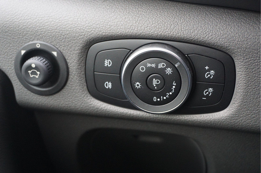 Ford Transit 350L 130PK Doka Open Laadbak L3 BPM VRIJ!! Sync4 Navi, Camera, Adap Cruise, Garantie 2028!! NR. D01* 19