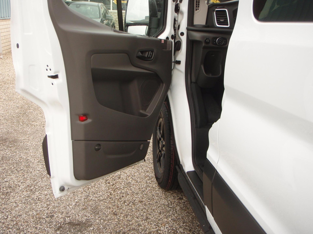 Ford Transit 350L Dubbele Cabine 15 km 12 inch scherm Trend 11