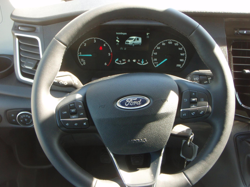 Ford Transit 350L Dubbele Cabine 15 km 12 inch scherm Trend 17