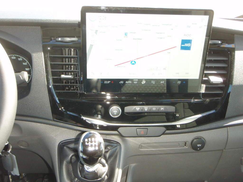 Ford Transit 350L Dubbele Cabine 15 km 12 inch scherm Trend 18