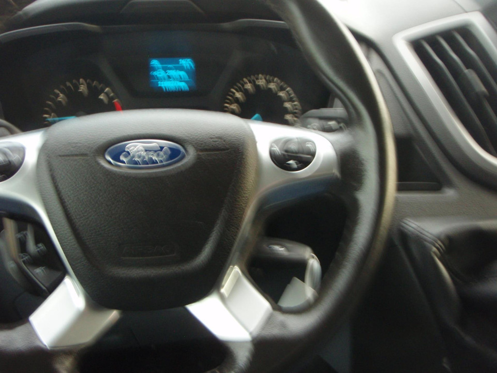 Ford Transit 350 RWD L3 Dubbele cabine Trend imperiaal trap 2019 21