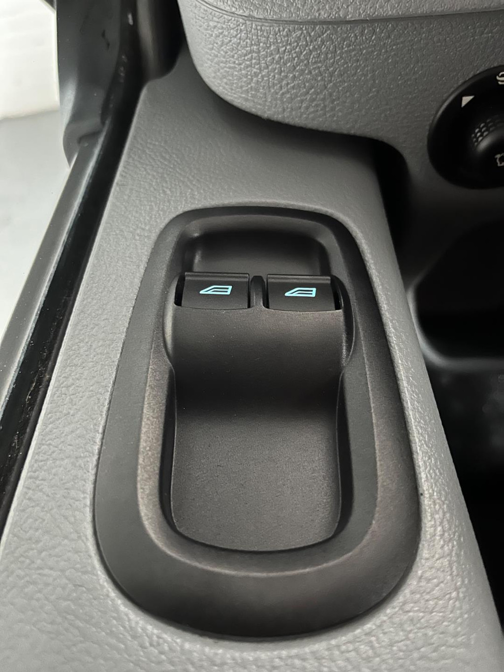 Ford Transit Automaat Servicewagen 350 2.0 TDCI 131PK euro6 L2H2 3Persoons Trend, Sortimo werkplaats inrichting, RIJKLAARPRIJS 15