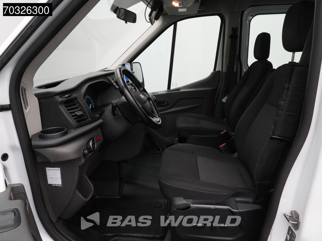 Ford Transit 130pk Dubbel Cabine Open Laadbak Trekhaak Navi Airco Cruise Camera Euro6 DC Doka Prische Pickup Open Box Airco Trekhaak Cruise control 12