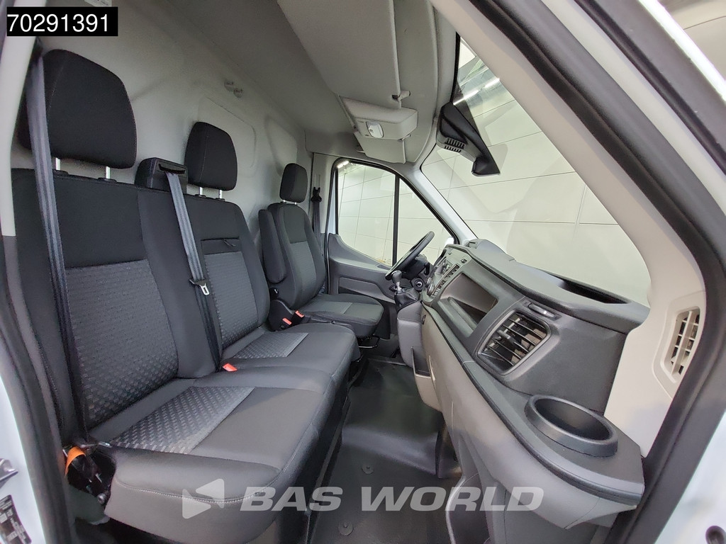 Ford Transit 130pk L2H2 Nieuw! Airco Cruise Parkeersensoren Trend L2 10m3 Airco Cruise control 12